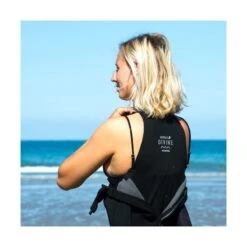 Combinaison Surf Femme Soöruz Divine BackZip 4/3mm Noir / Bordeaux 10 Combinaison Surf Femme Soöruz Divine BackZip 4/3mm Noir / Bordeaux -BEUCHAT Soldes Boutique combinaison surf femme sooruz divine backzip 4 3mm noir bordeaux 4